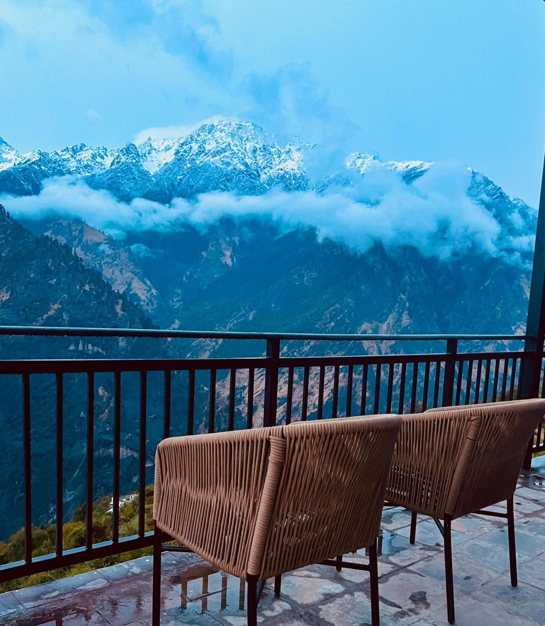 Faraway Cottages, Auli Джошимат Экстерьер фото